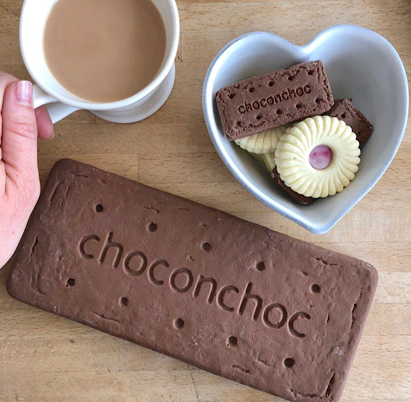 Giant bourbon biscuit made from chocolate 