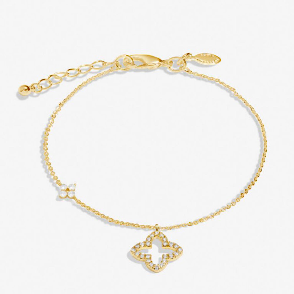 Joma Style Stories Clover Pave Bracelet in Gold Plating