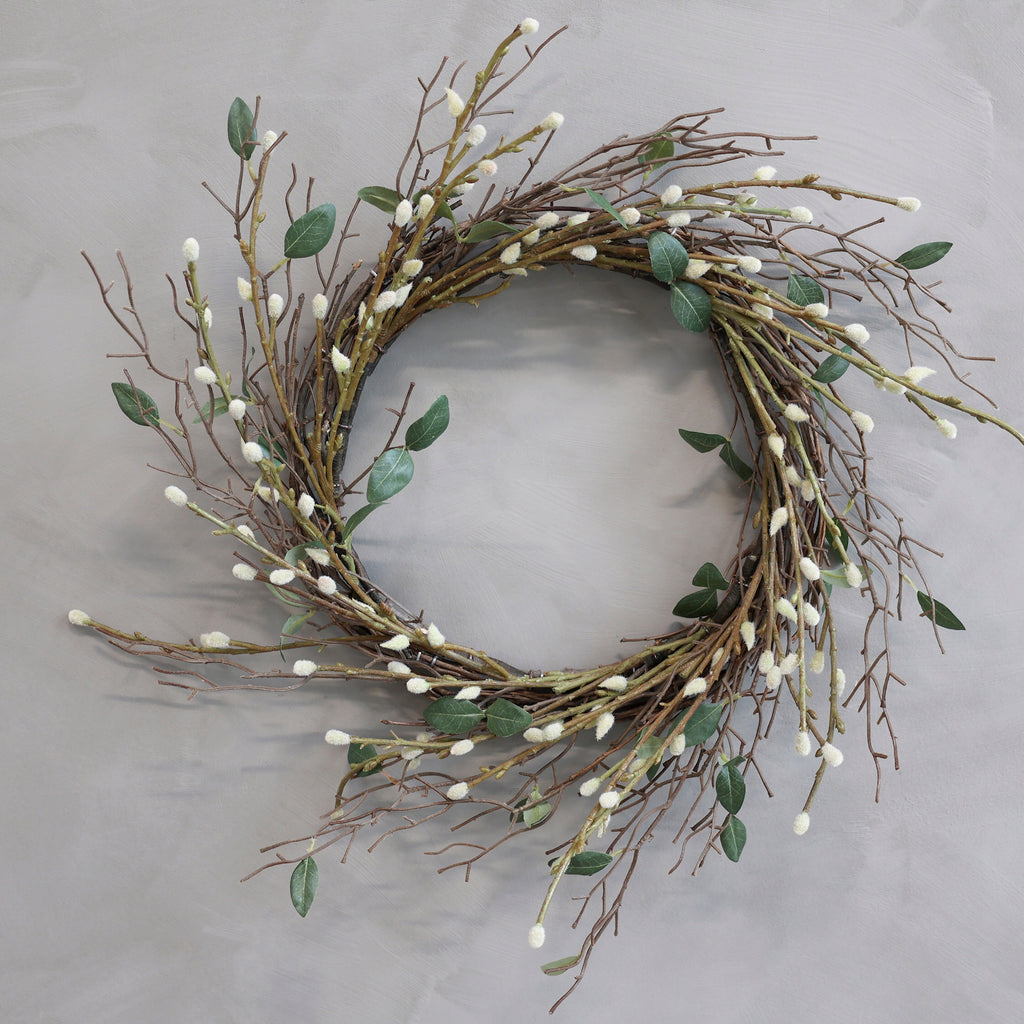 Chic antique simple pussy willow wreath