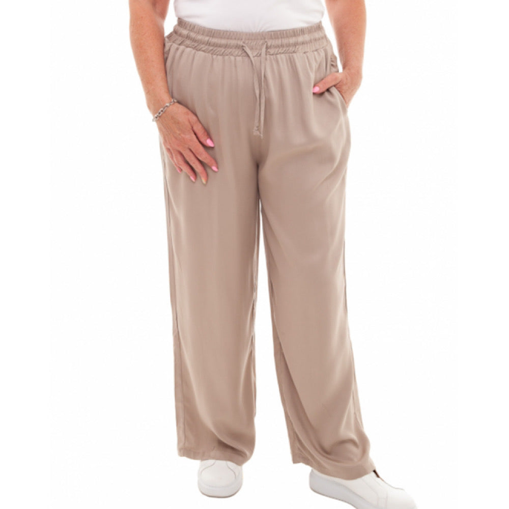 Relaxed Pant taupe