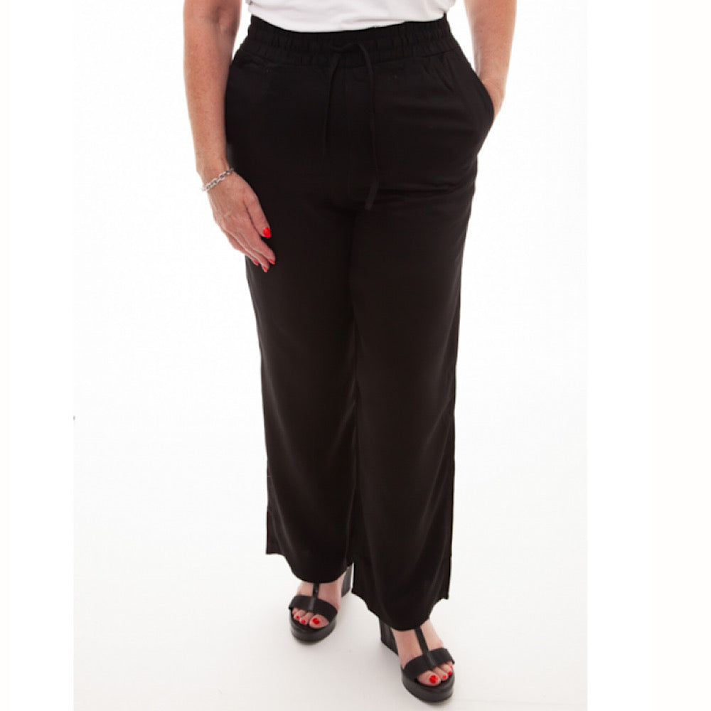 Relaxed Pant black