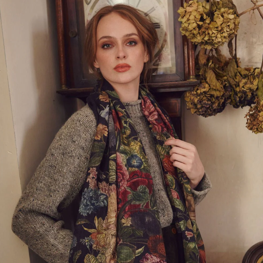 One Hundred Stars Primula Black Wool Scarf