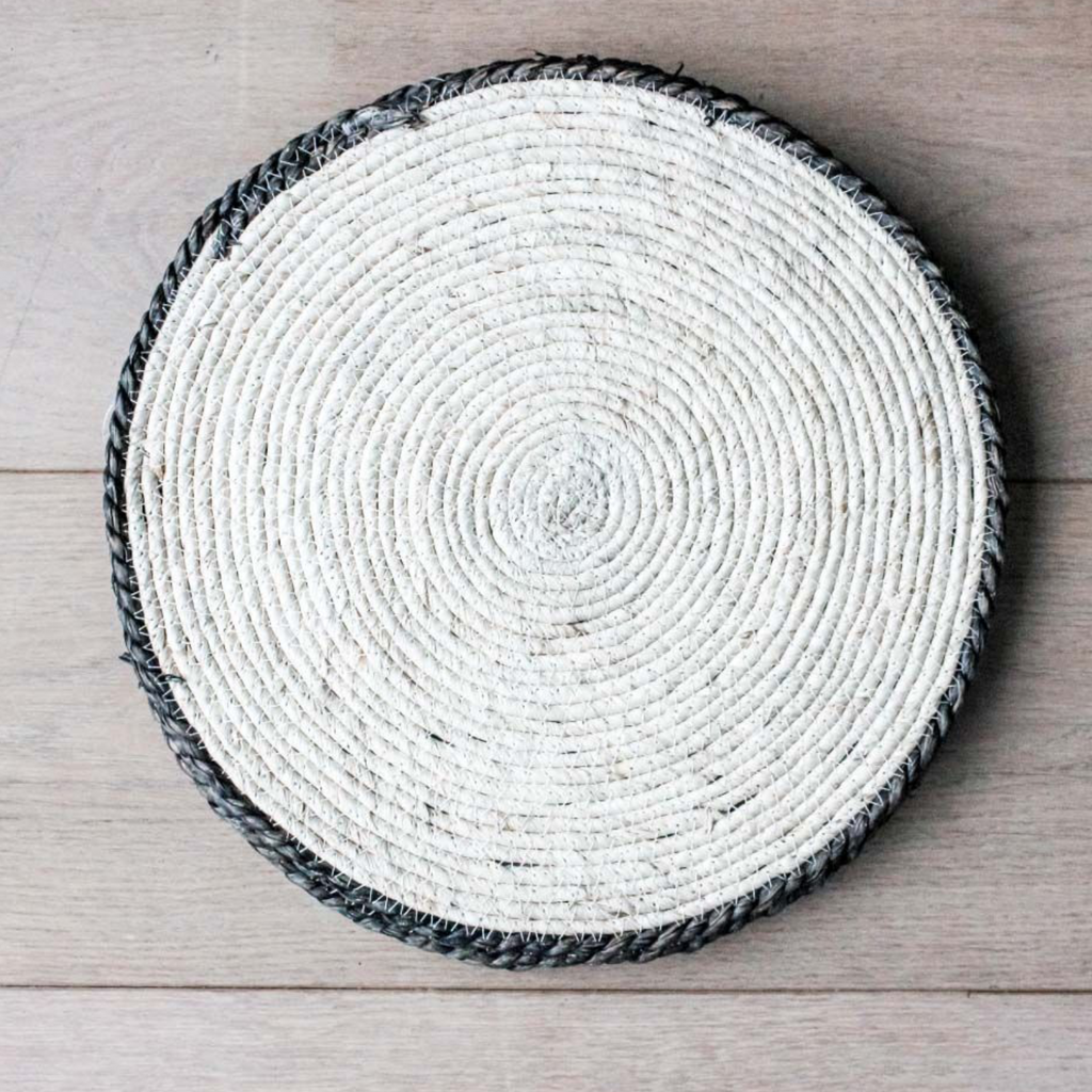 natural maize placemat charger